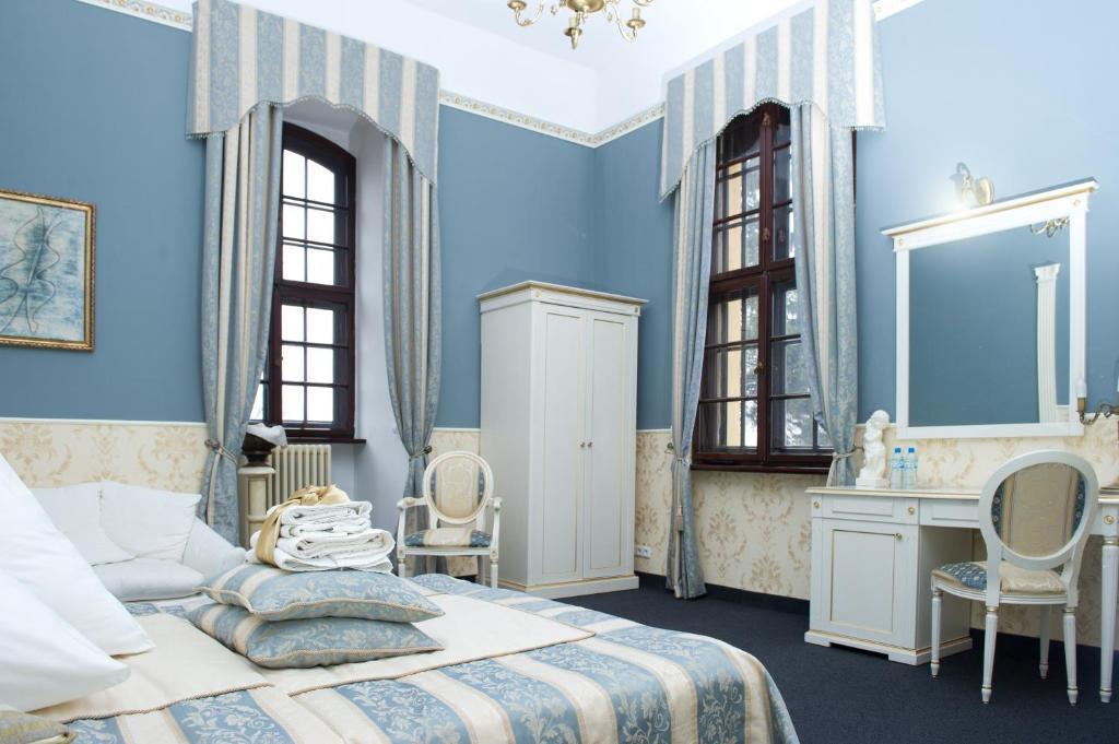 Zamek Dobra Hotel Olesnica  Room photo